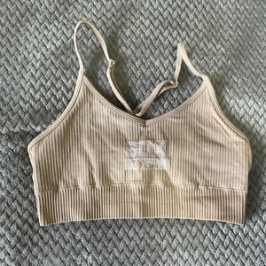 Sarah’s Day X White Fox Boutique - coffee date seamless sport bra - sand